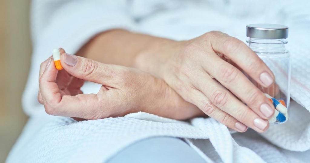 O plano de saúde deve cobrir medicamentos importados?